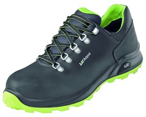 L. Priebs: Leichtgewichte für die sichere Arbeit auf der Baustelle