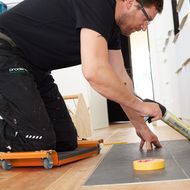 Rollend leichter knien