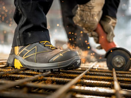 Haix: Auf die Probe gestellt - Haix zeigt neuen Sicherheitsschuh