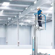 ZARGES: Gefahren beim Arbeiten in der Höhe frühzeitig bannen