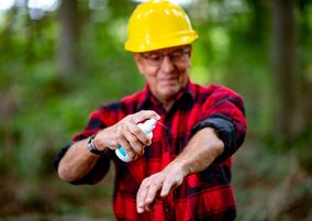 Mit Myxal Insect Protect vor Zecken und Mücken geschützt