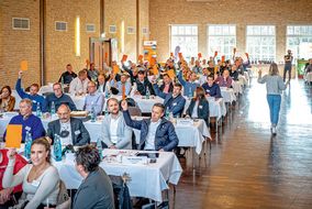 PartnerLIFT macht halbes Dutzend voll