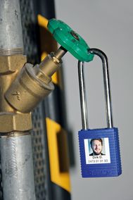 BRADY: Personalisiertes Sicherheitsschloss