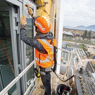 PETZL: Komplettlösungen für Höhenarbeiter