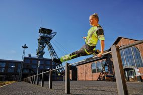 Sommertaugliche Workwear: Worauf es ankommt