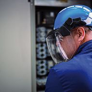 »CrossLine« E-Visier zum Schutz vor Störlichtbögen