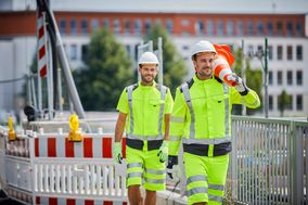MEWA: Warnschutzkleidung auch bei schönem Wetter