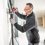 FLEX-Elektrowerkzeuge: Sicheres Arbeiten mit neuer Renovierungsfräse