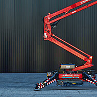 Dorn Lift: Hinowa liefert tausendste ArbeitsbUhne an Dorn Lift aus