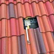 ST QUADRAT: Zulassung für neuen Anschlagpunkt »LUX-top SDA-Z II« erteilt