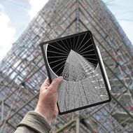 Layher: Allround-Lösungen und digitale Helfer für den modernen Gerüstbau