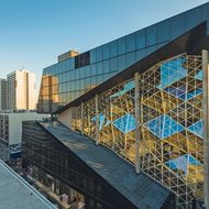 ST Quadrat: Axel-Springer-Neubau mit Absturzsicherung versorgt