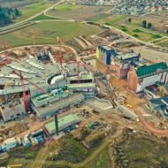 ST Quadrat: Erlebnis-Bad mit Absturzsicherungen ausgestattet