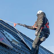 Absturzsicherungen für PV-Anlagen