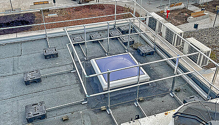 Munk  SLK-Kliniken  Heilbronn: Sicherer  Aufstieg am Altbau