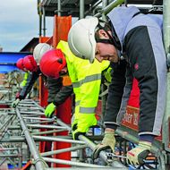 BG BAU: Für mehr Schutz vor Kopfverletzungen sorgen