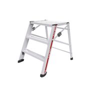 Sicher aufwärts mit neuen Montagetritten