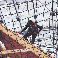 BG BAU: Fachkundige Absturzprävention