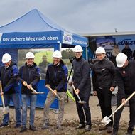 Spatenstich für neuen Firmensitz