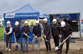 Spatenstich für neuen Firmensitz