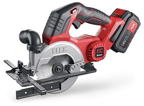 FLEX-Elektrowerkzeuge: Neue Akku-Handkreissäge erweist sich als kompakt und zuverlässig