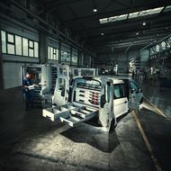 Kögl: Neue Box für Pritschen und Hänger