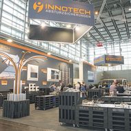 Innotech: Neue Geländersicherung und  Systemstütze auf der A+A vorgestellt