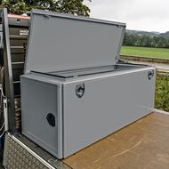 HS-Schoch: »Praxistrio« für die Ladungssicherung auf der Pritsche