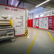 Würth Industrie: PSA von Kopf bis Fuß