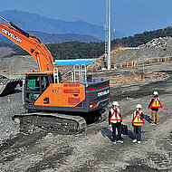 Develon Innovative  Sicherheitstechnologien f&uuml;r Bagger