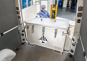 Denios: Praktische Lösung für beschädigte Akkus