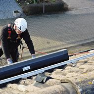 Sicher auf dem Steildach arbeiten