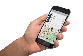 Böcker: Vernetzte Krantechnik mit smartem Kundenportal